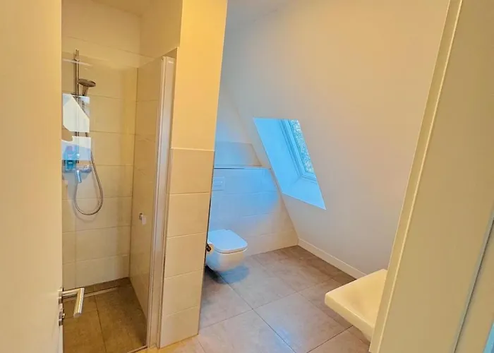 Apartment Beautiful House With 3 Bedrooms, Garden, Parking Hamburg