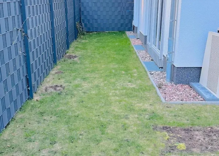 Beautiful House With 3 Bedrooms, Garden, Parking *