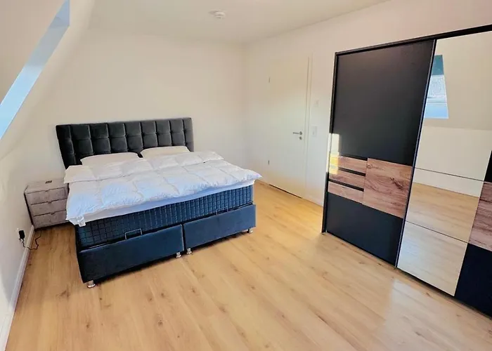 Beautiful House With 3 Bedrooms, Garden, Parking *